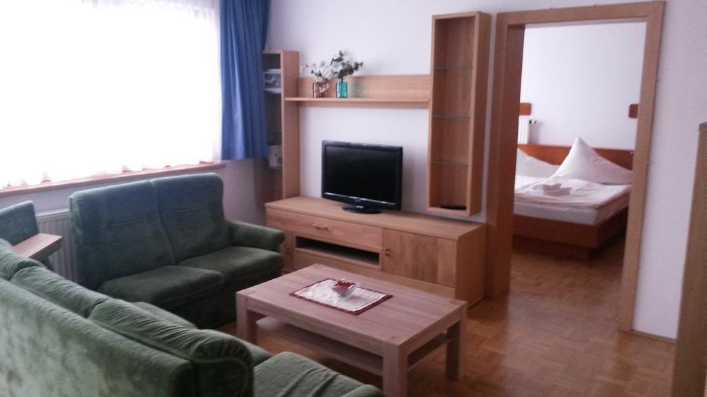 Panoramablickhotel - Lakeview Apartments Анненхайм Номер фото