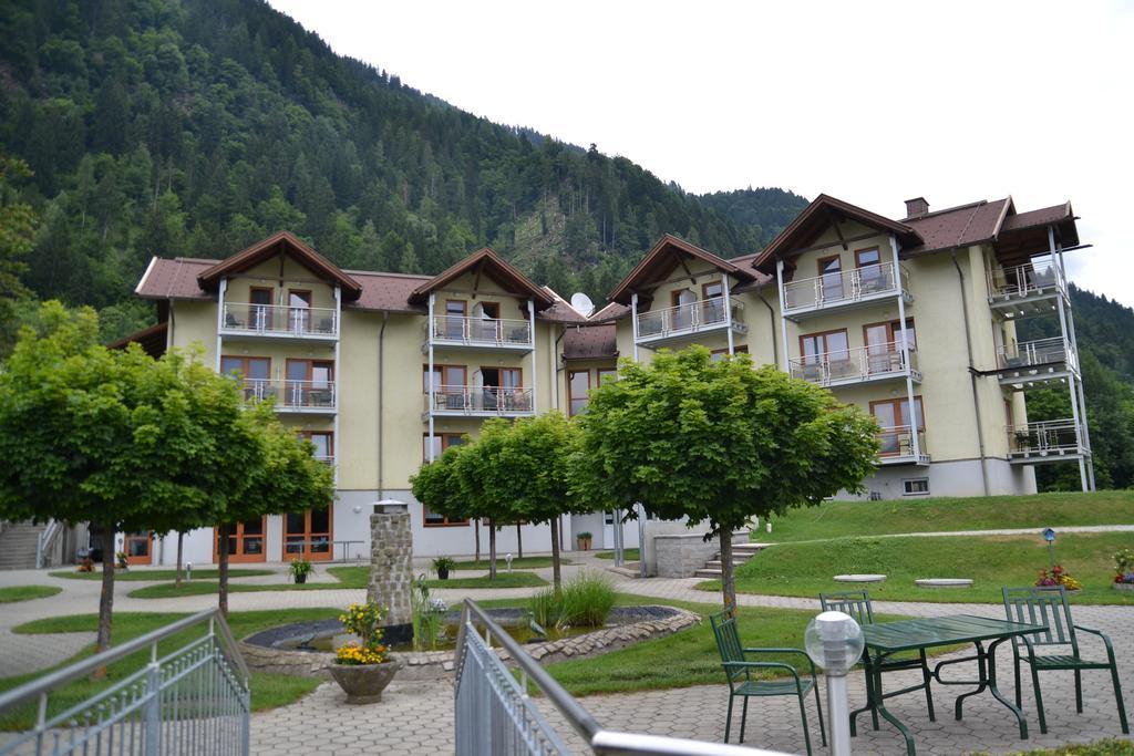 Panoramablickhotel - Lakeview Apartments Анненхайм Экстерьер фото